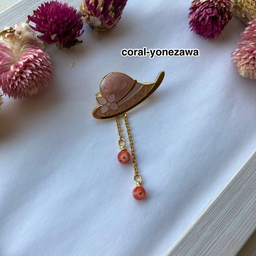 赤サンゴブローチ.小ぶりなぼうし ブローチ Mindchiechie 通販  
