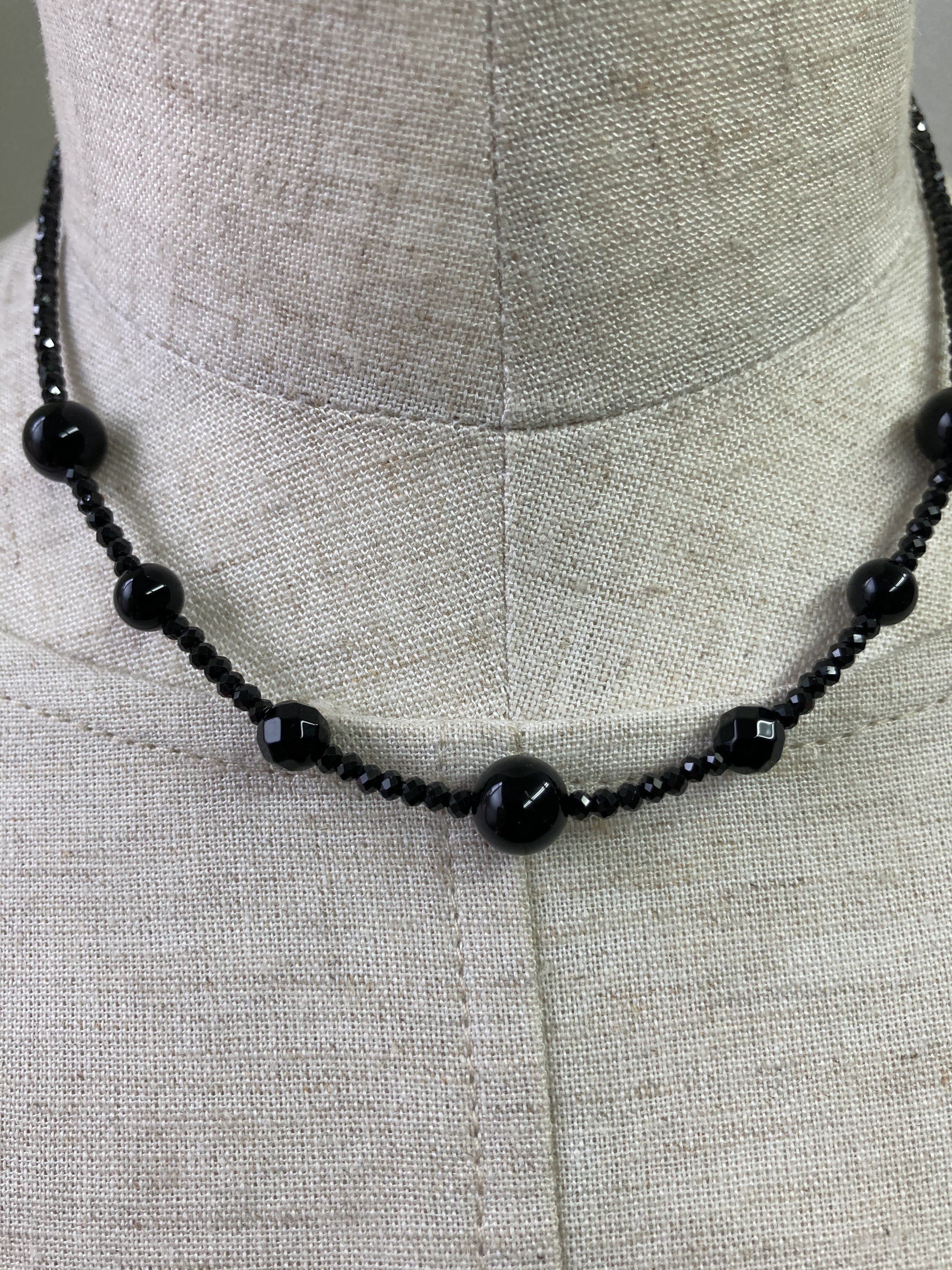 オニキス.ブラックスピネルネックレス