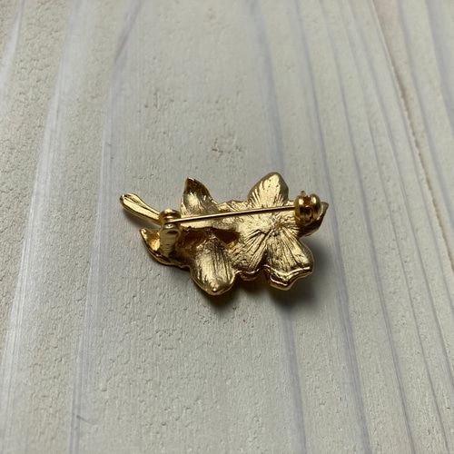 ヴィンテージブローチ 天然貝 珊瑚サンゴ 花フラワー アンティークゴールド ④ 赤サンゴブローチ.ゴールドフラワー4.27 ブローチ Mindchiechie