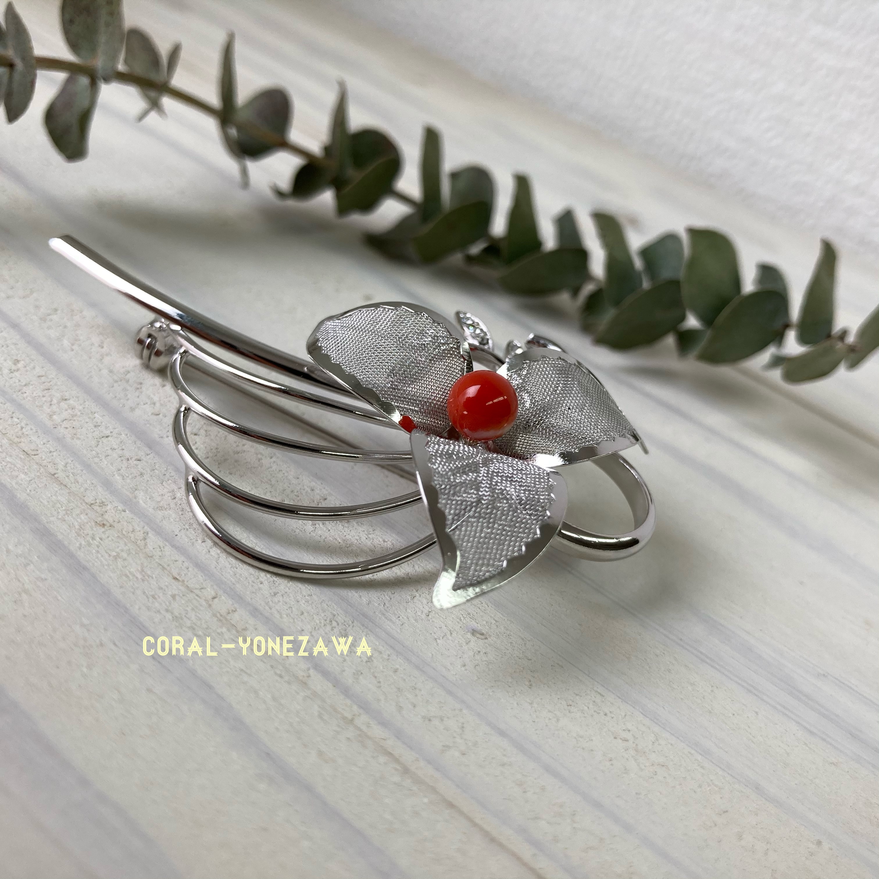 明るめの珊瑚.ブローチ〜もも色珊瑚〜