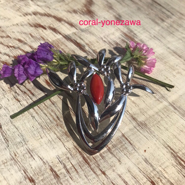 赤珊瑚ブローチ.〜ブーケ〜
