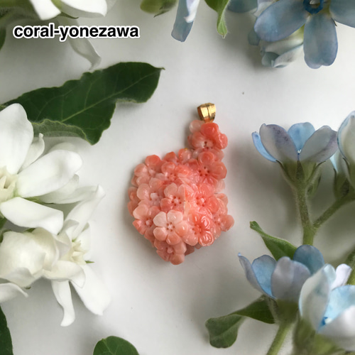 桜珊瑚ペンダントトップ.珊瑚でお花見を☆ ネックレス