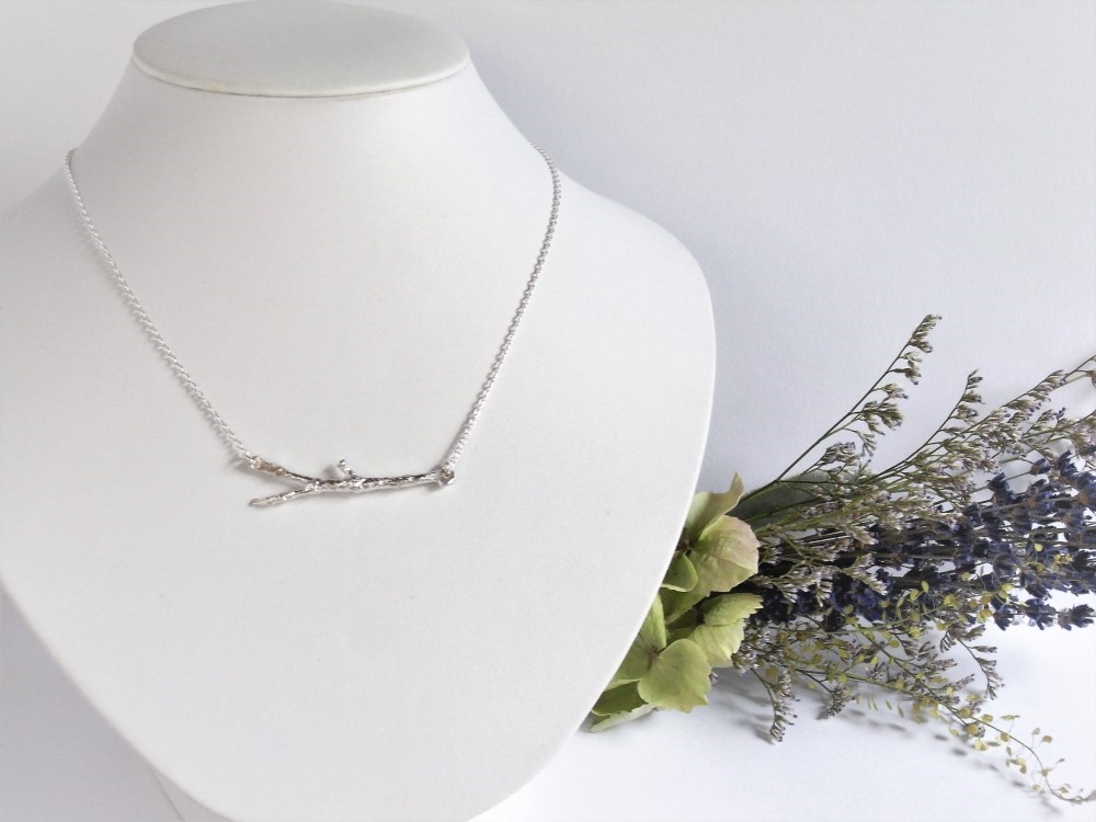 シルバーSV925　小枝のネックレス