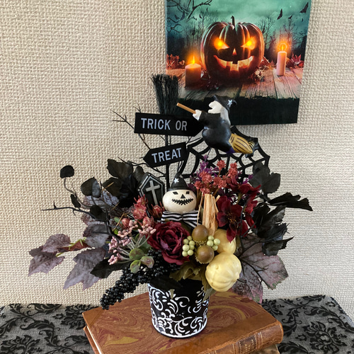 オマケ付き♪]カボチャからひょっこりパグちゃん[ハロウィン][パープル]