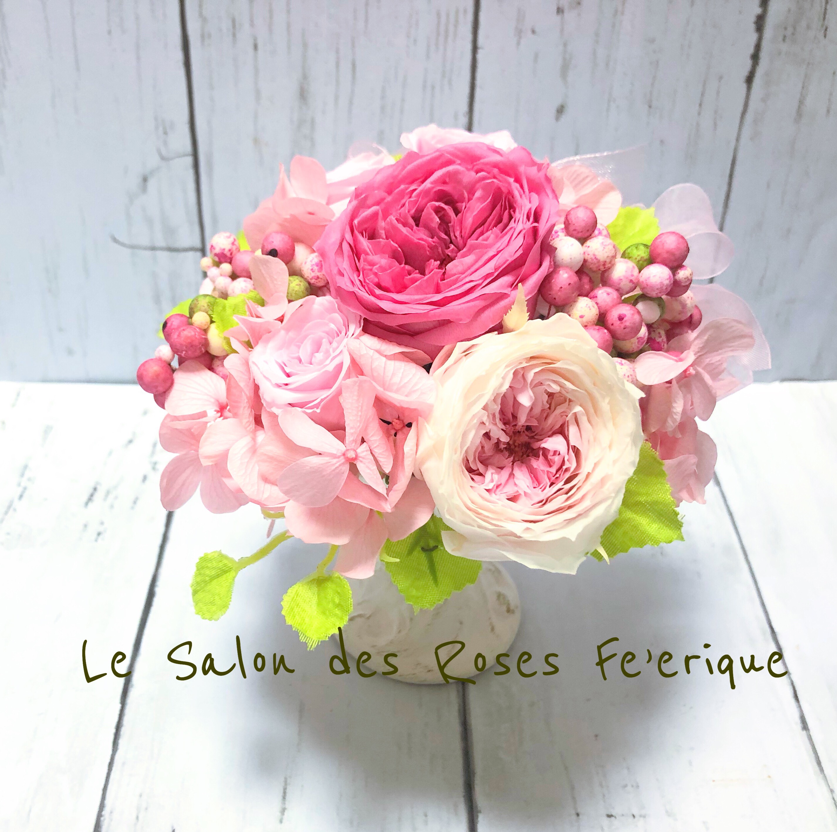 ラナンキュラスのゴージャスアレンジ　180°