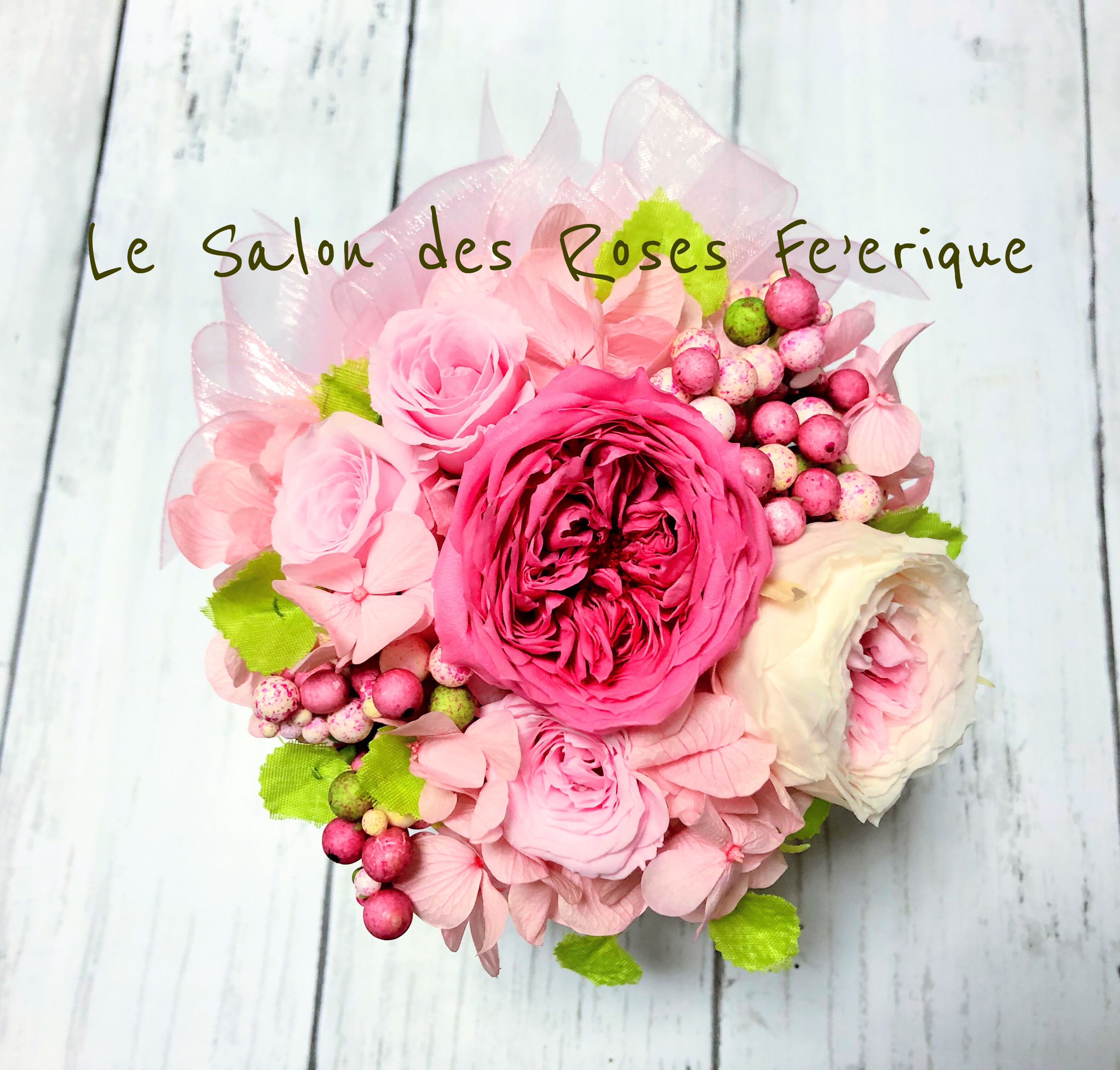 ラナンキュラスのゴージャスアレンジ　180°