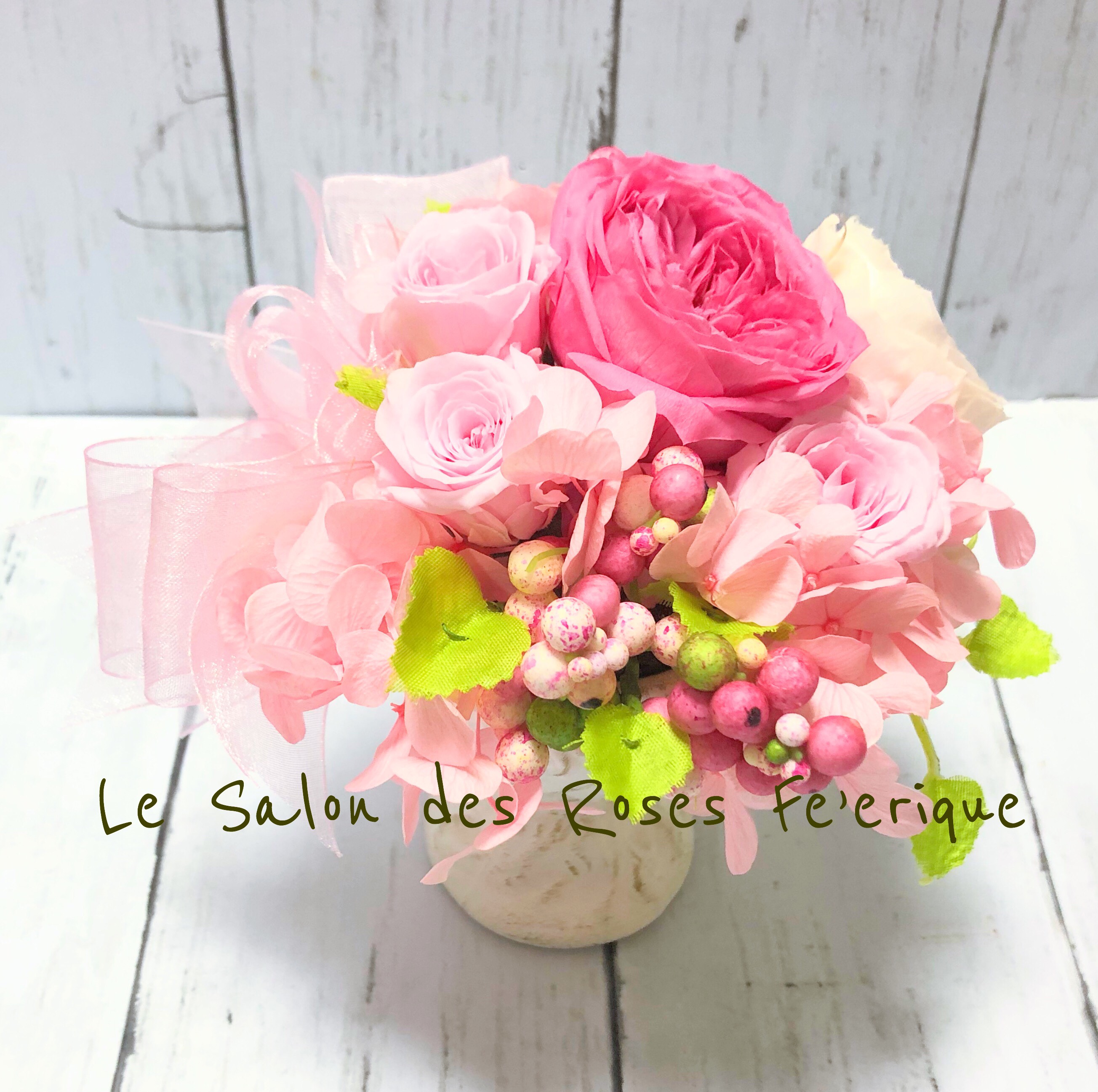 ラナンキュラスのゴージャスアレンジ　180°