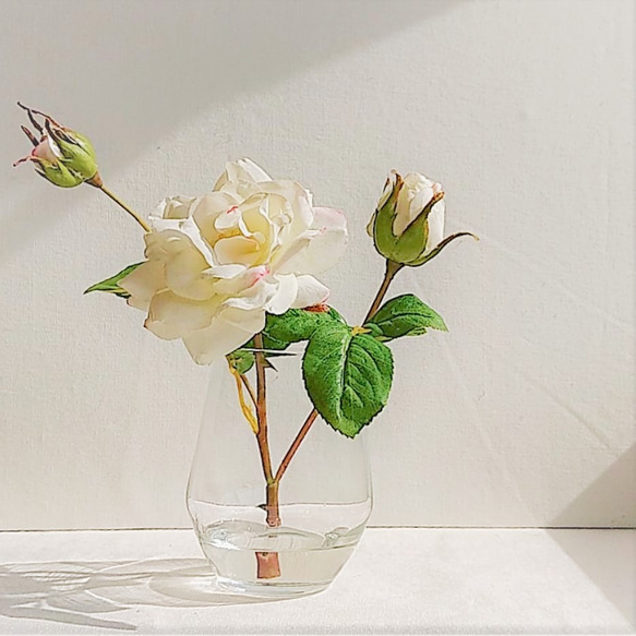 Creema限定【ギフトに最適！アーティフィシャルフラワー】 Siaホワイト