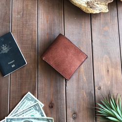 国産レザーを使用した焦茶の二つ折り財布 二つ折り財布 HAKODATE CRAFT
