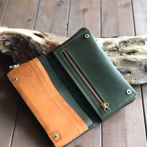 モスグリーン(濃緑)とキャメル色の柔らか長財布 長財布 HAKODATE CRAFT
