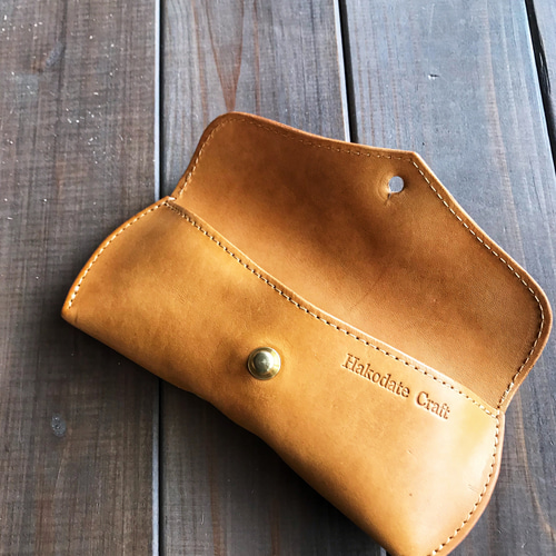 高級感のあるプレゼントにもぴったりなギボシの付いた メガネケース