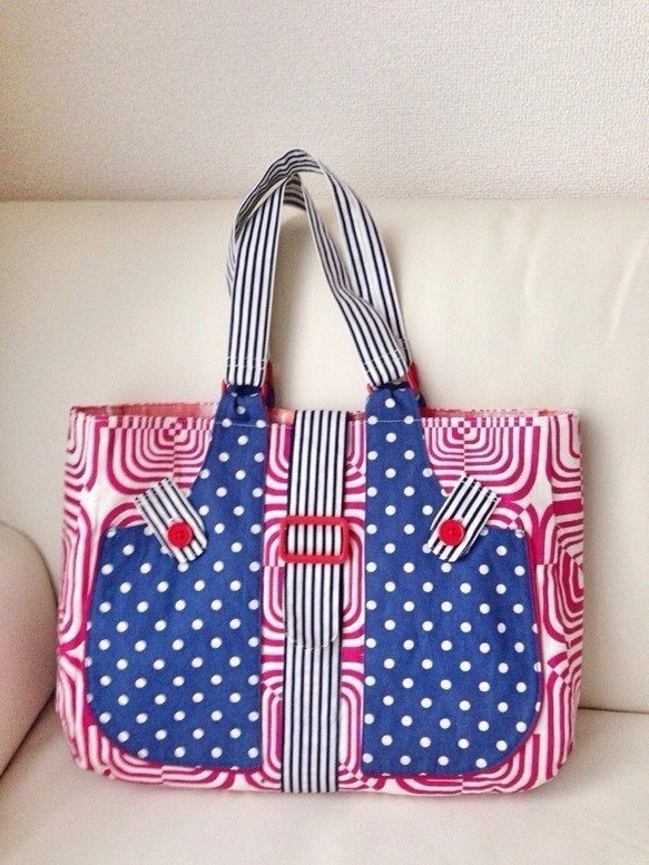 ポップでサイケな柄合わせバッグ 5,200円