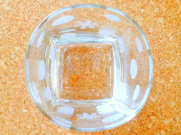 ❄︎snow glass❄︎ 彫刻インテリアグラス 3枚目の画像
