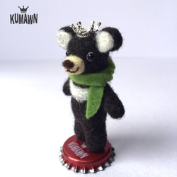 王冠 くま「kumawn・choco」ほわもこ 羊毛フエルト・クマウン チョコ 1枚目の画像