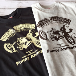 『USA RIDER/ウサライダー』レギュラー Tシャツ・スモークブラック・オートミール・うさぎ・バイク・ライダー 1枚目の画像