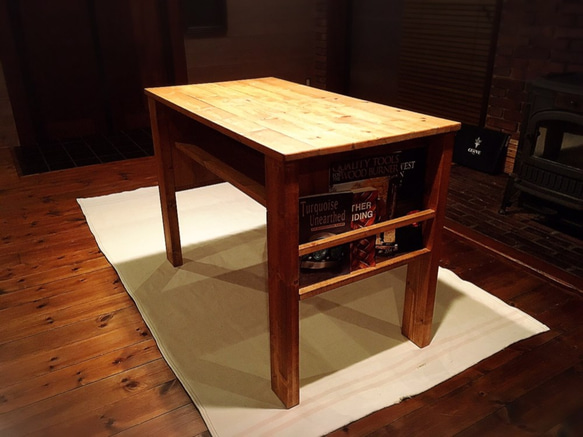 アンティーク風　テーブル　デスク　テレビ台（本棚付） 1枚目の画像