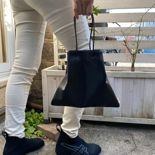 極美品 レザレクション Resurrection ロビン 巾着 バッグ 2way 極美品 レザレクション Resurrection ロビン 巾着 バッグ 2way
