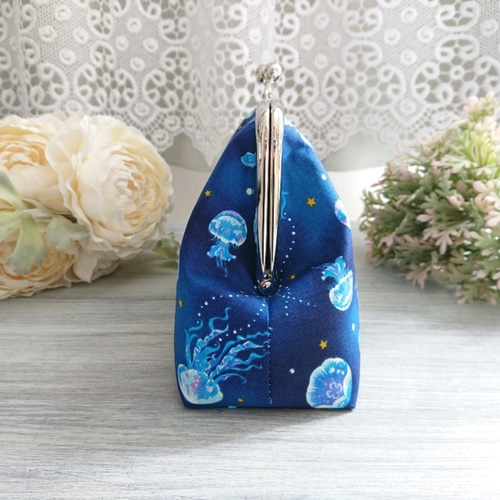 【美品】CUNE ふわふわポーチ 大　BLUE CUNE（ポーチ）のフリマアイテム一覧