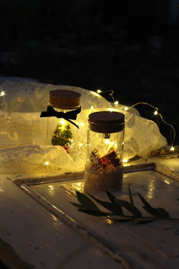 【クリスマス限定】boca~ドライフラワーのボトルランプ　tree～ 8枚目の画像
