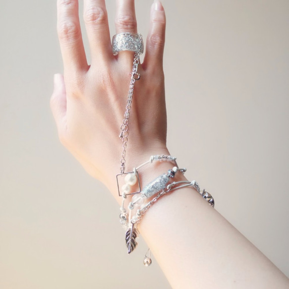 再販＆在庫のみで廃盤】フィンガーブレスレット3WAY（シルバー