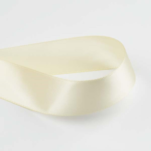 高品質両面サテンリボン25ｍｍ　3.5ｍカット　アイボリーpt-151020-6 　＃810　 1枚目の画像