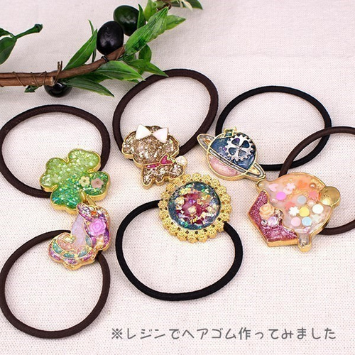 値下げ】ヘアゴム台座 レジン 歩き猫 (K/茶)pt-549 レジン・樹脂