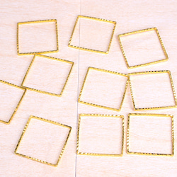 　キラキラ ビッグ 空枠 スクエア 四角型 真鍮 pt-623 1枚目の画像