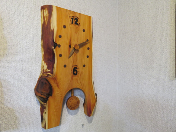 北海道産イチイの振り子時計NO4 2枚目の画像