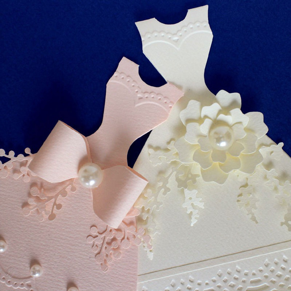 ピンク&ホワイト　ドレスのメッセージカード 2枚目の画像