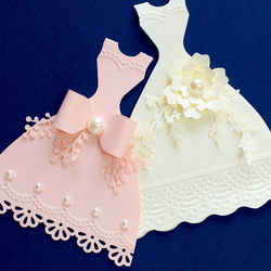 ピンク&ホワイト　ドレスのメッセージカード 3枚目の画像