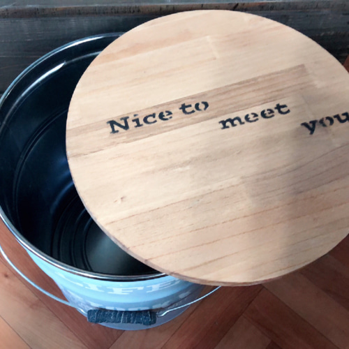 ペール缶リメイク.フタ、収納付きスツール(アイアンブルー) まみぃ様★専用 ペール缶リメイク.フタ、収納付きスツール(アイスブルー) 椅子