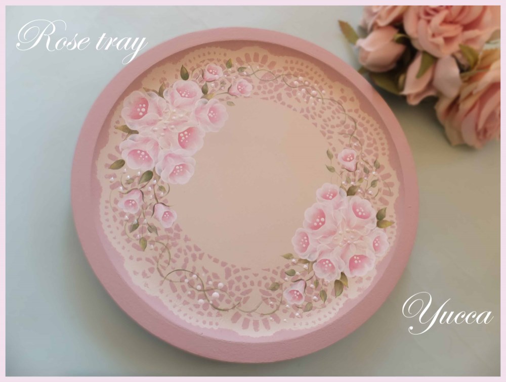 お洒落❇️アンティーク・薔薇のサービングトレイ（トールペイント）大サイズ 薔薇 お洒落❇️アンティーク・薔薇のサービングトレイ