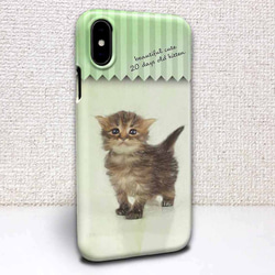 送料無料 iPhoneケース・カバー 生後20日の可愛い子猫 イラスト 猫 iPhone12 mini 1枚目の画像
