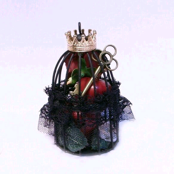 再々販!! dark rose cage necklace A 2枚目の画像