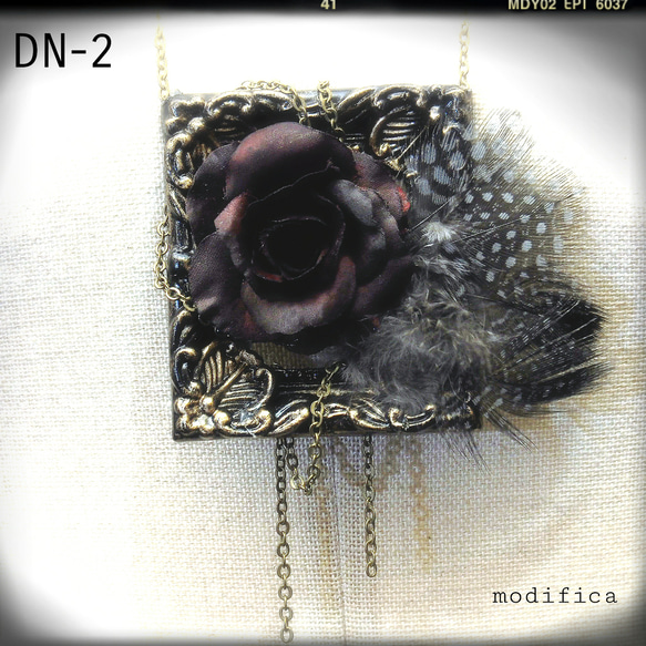 dark rose father necklace 1枚目の画像