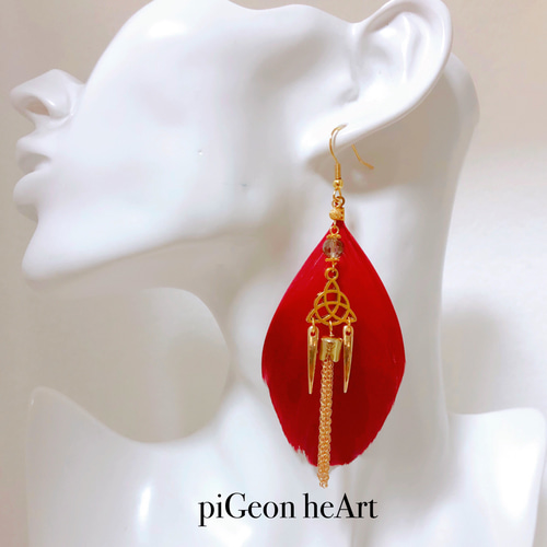 K14gf対応❥Princess 王妃の赤い羽根 耳飾りピアス(イヤリング