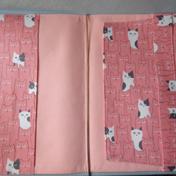 ブックカバー A4ノートサイズ  ピンク(観客のネコたち) No.969 2枚目の画像