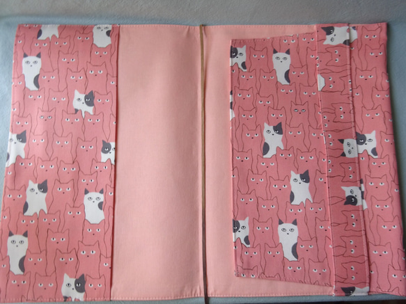 ブックカバー A4ノートサイズ  ピンク(観客のネコたち) No.969 2枚目の画像