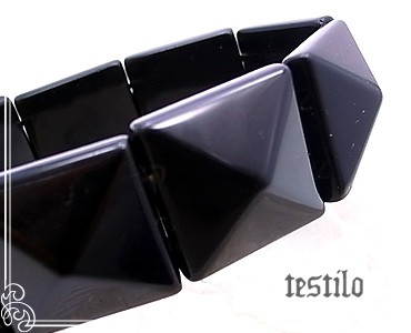 testilo　オニキスロックピラミッドブレス　de-08-te-15（メンズ/レディースサイズの2サイズ展開）