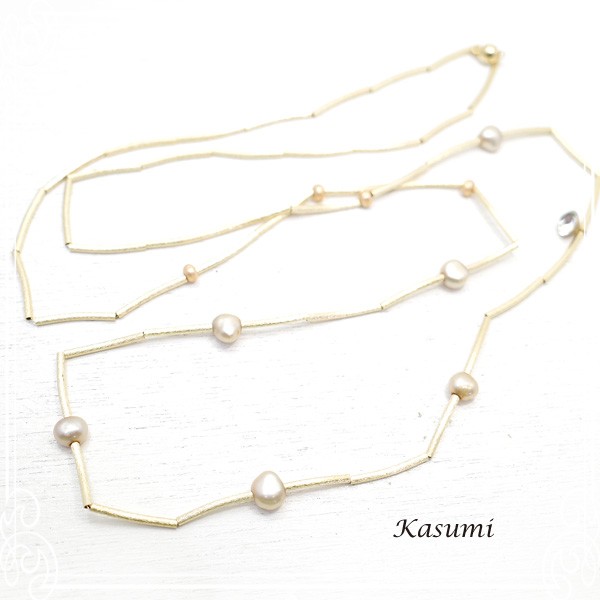 Kasumi　ヴィンテージ飾りボタンと淡水パールのぐるぐるネックレス　de-59-ks-334