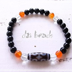 dzi-beads　六眼天珠ブレスレット　de-11-02（B-02） 2枚目の画像