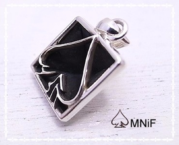 MNiF　MNiF Pyramid Stud Pendant　n1300-004 3枚目の画像