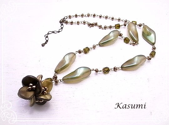Kasumi　チェコガラスビーズによるネックレスksm-11