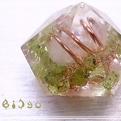 毘殊　ダイヤ型 ペリドット ミニオルゴナイト　bijyu-84 3枚目の画像