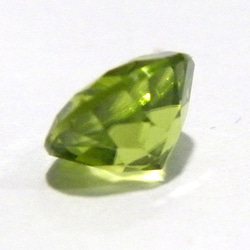 天然石 ルース 卸売　ペリドット（peridot）　ラウンドカット　per-r　1mm10点セット 3枚目の画像