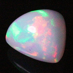 エチオピアオパール（opal）　ルース（トライアングルカボション）　stg-119 3枚目の画像