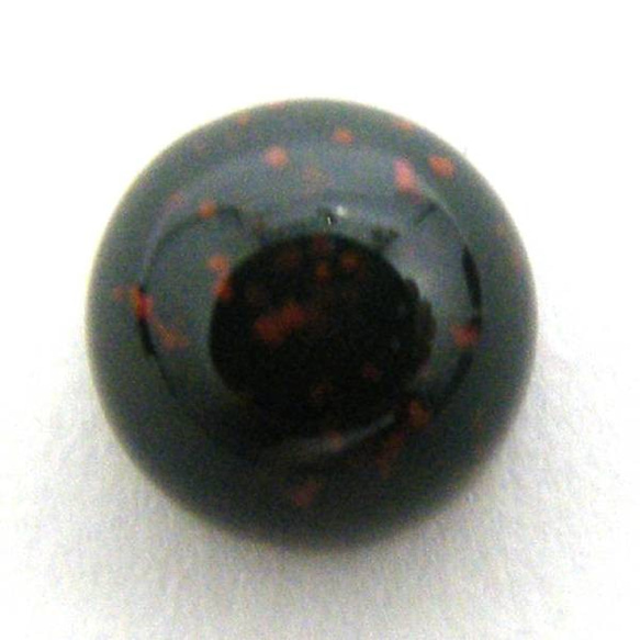 天然石 ルース 卸売　ブラッドストーン（bloodstone）　ラウンドカボション　5mm 5枚目の画像