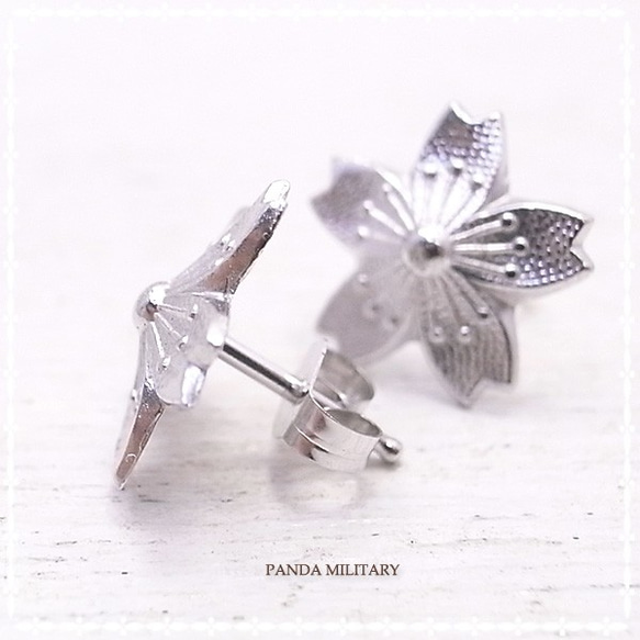 PANDA MILITARY　同期の桜ピアス（ペア）　de-19-pm-p-081-p 2枚目の画像