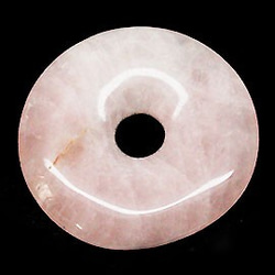 天然石パーツ　ピーディスク　ローズクォーツ（紅水晶）　ドーナツ型（3個セット）　timy-p-d-19　約25mm 1枚目の画像
