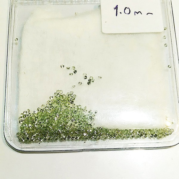 グリーンサファイア(greensappire) ラウンドカット ルース【1mm
